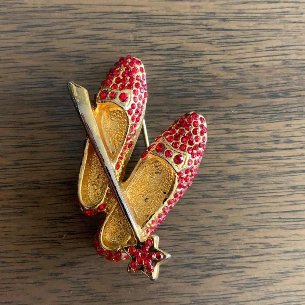Wizard of Oz Brooch